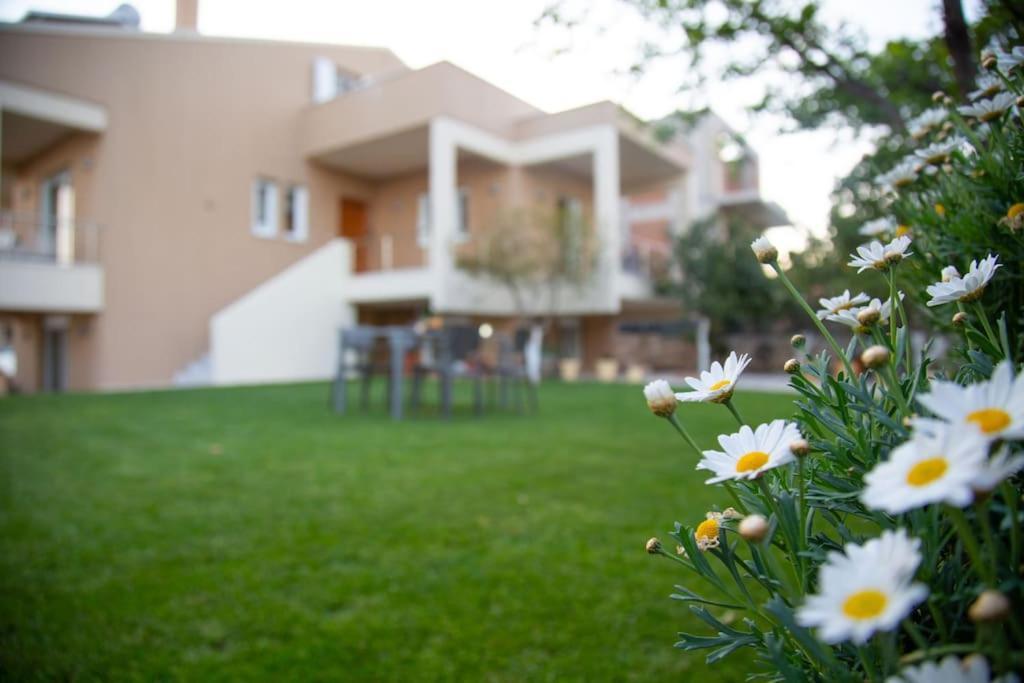 Fou'S Luxury Apartment Nafpaktos Exterior foto
